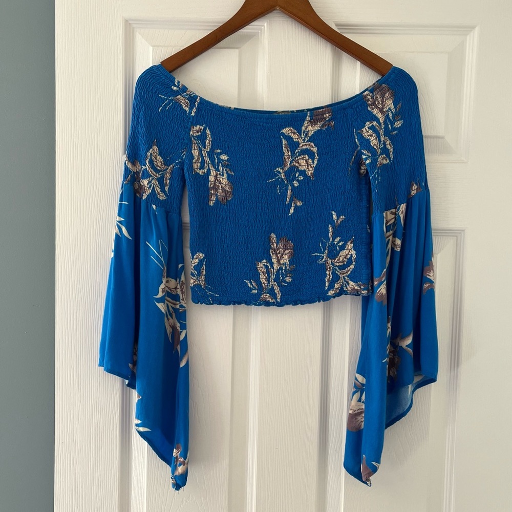 Butterfly Sleeve Smocked Crop Blouse Blue Floral